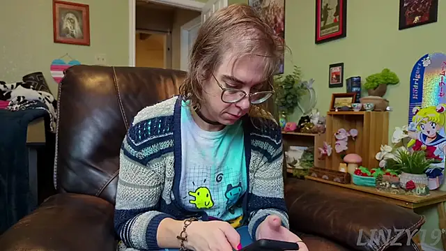 Linzy 19 online show from 28, 1, 2025