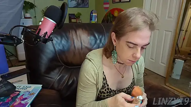 Linzy 19 online show from 20, 3, 2025