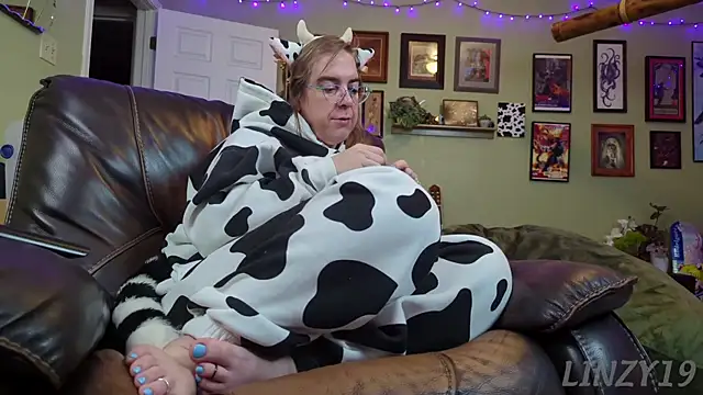 Linzy 19 online show from 13, 11, 2025