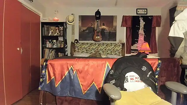 RoosterWabbit online show from 10, 3, 2025