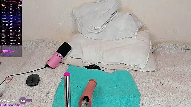 lunacandyy13 online show from 3, 12, 2024