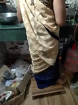 COUPLLE VILLAGE online show from 22, 2, 2025