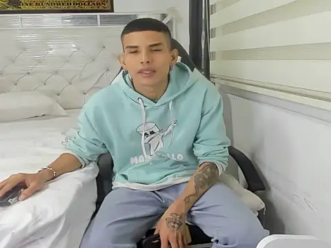 Snapshot of hot_king20 chatting on 9, 2, 2025 hot king20 online show from 9, 2, 2025