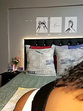 Toya P online show from 13, 2, 2025