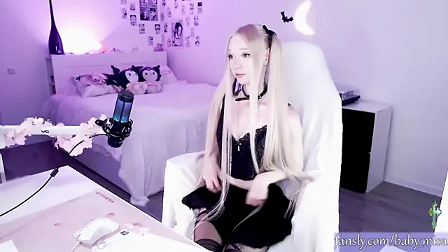 Snapshot of babymisa chatting on 3, 7, 2026 babymisa online show from 3, 7, 2026