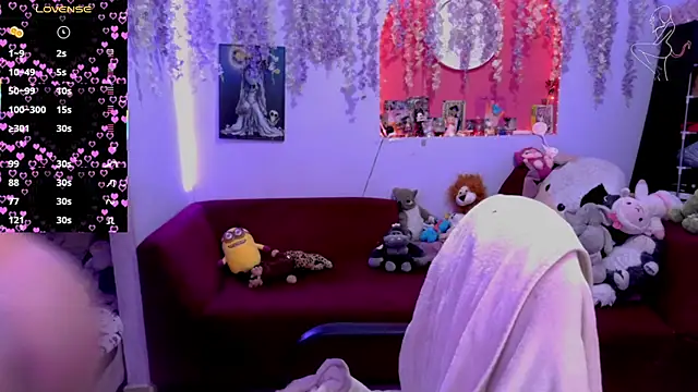 Snapshot of ValentinaMiller_ chatting on 24, 6, 2026 ValentinaMiller online show from 24, 6, 2026