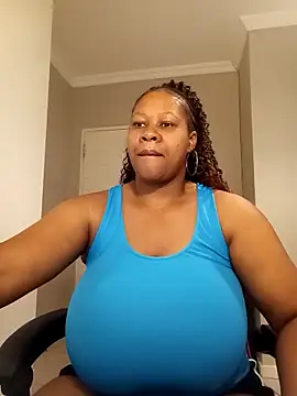 bustylisa1983 online show from 6, 3, 2025