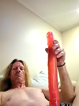 Travislovescum online show from 30, 9, 2025