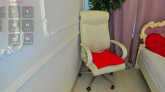 Lily Marlin online show from 29, 3, 2026