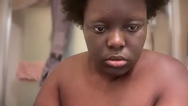 Snapshot of Yagurl__west chatting on 9, 2, 2025 Yagurl west online show from 9, 2, 2025