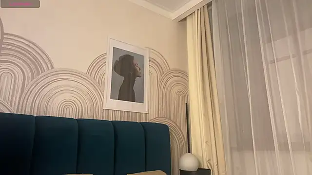 viviann evans online show from 10, 4, 2026