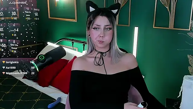 Snapshot of PennyMay chatting on 28, 12, 2024 PennyMay online show from 28, 12, 2024