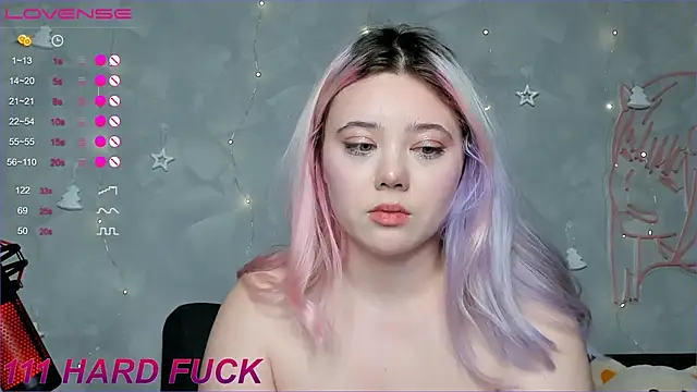 Snapshot of __KawaiiYuki__ chatting on 1, 1, 2025   KawaiiYuki   online show from 1, 1, 2025