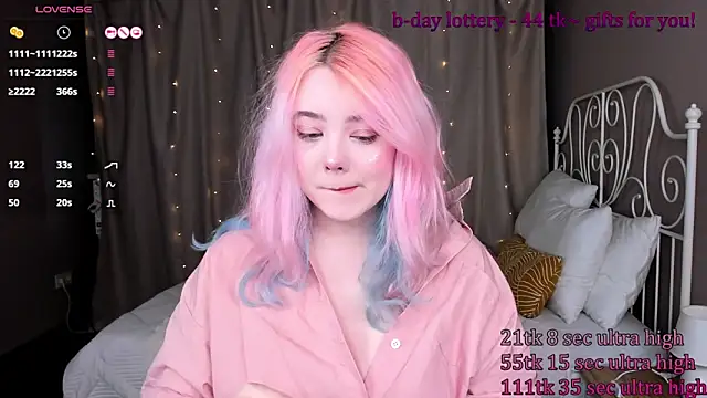 Snapshot of __KawaiiYuki__ chatting on 27, 2, 2025   KawaiiYuki   online show from 27, 2, 2025