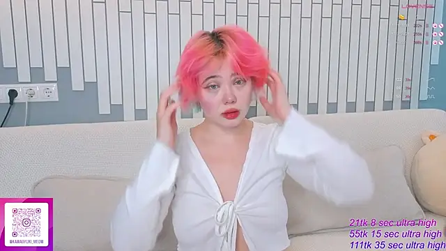 Snapshot of __KawaiiYuki__ chatting on 3, 10, 2025   KawaiiYuki   online show from 3, 10, 2025