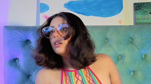 Paola Lyon  online show from 3, 3, 2026