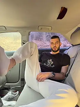 ElChapoGuzman95 online show from 10, 2, 2026