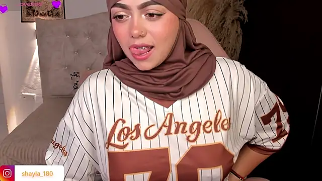 shayla 18 online show from 24, 7, 2026