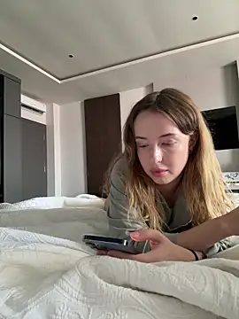 Snapshot of Nura_n_Sarah chatting on 2, 4, 2026 Nura n Sarah online show from 2, 4, 2026