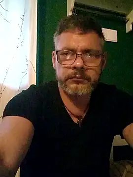 Snapshot of Mikemike19m chatting on 13, 2, 2025 Mikemike19m online show from 13, 2, 2025