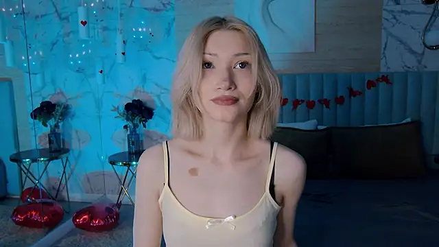 Snapshot of CarolReeves chatting on 10, 2, 2026 CarolReeves online show from 10, 2, 2026