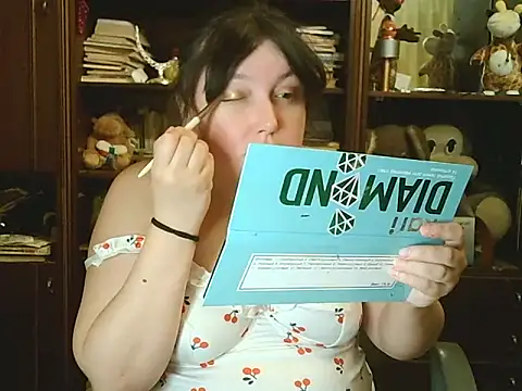 CarrieQPeach online show from 15, 4, 2026