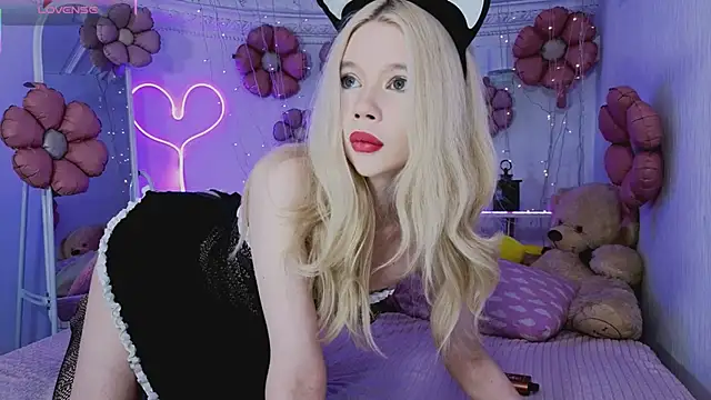 Snapshot of Lollita_Lewis chatting on 4, 4, 2026 Lollita Lewis online show from 4, 4, 2026