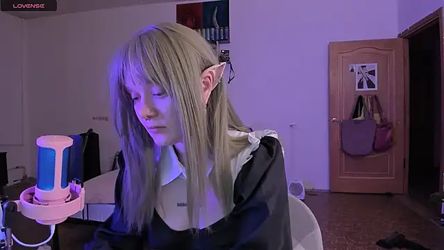 cyber whore  online show from 11, 11, 2025