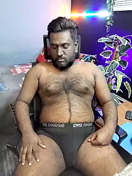 Rayansmith  online show from 15, 12, 2025