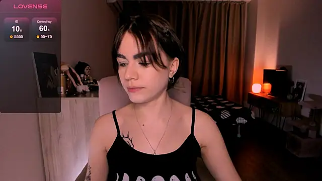 Snapshot of _selectrra chatting on 5, 3, 2025 selectrra online show from 5, 3, 2025