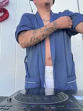 PeterGrandee online show from 15, 2, 2025