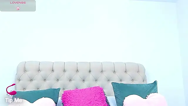 Snapshot of SelenaWest chatting on 24, 6, 2026 SelenaWest online show from 24, 6, 2026