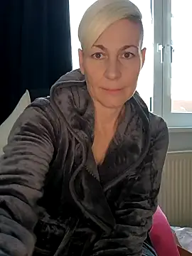 DarleenHot online show from 6, 12, 2024