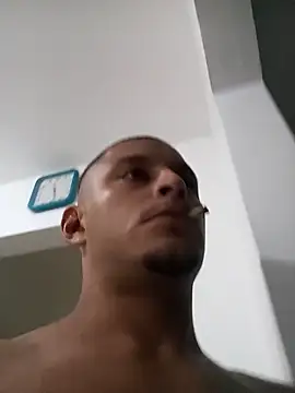 emrehliug12 online show from 19, 3, 2026