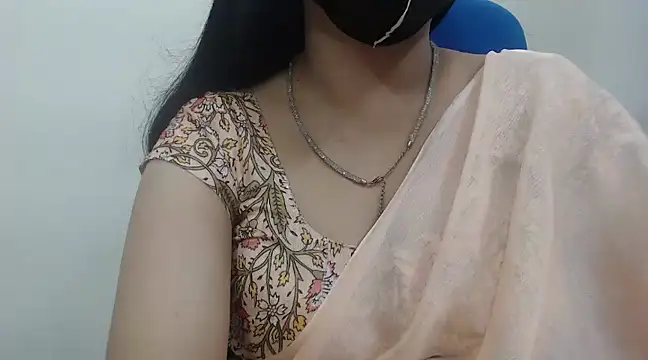 Snapshot of Lovely_Siri_23 chatting on 17, 3, 2025 Lovely Siri 23 online show from 17, 3, 2025