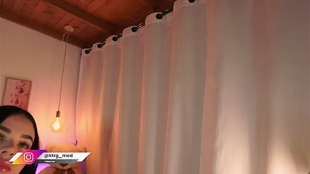 amelie gonzalez online show from 27, 9, 2025