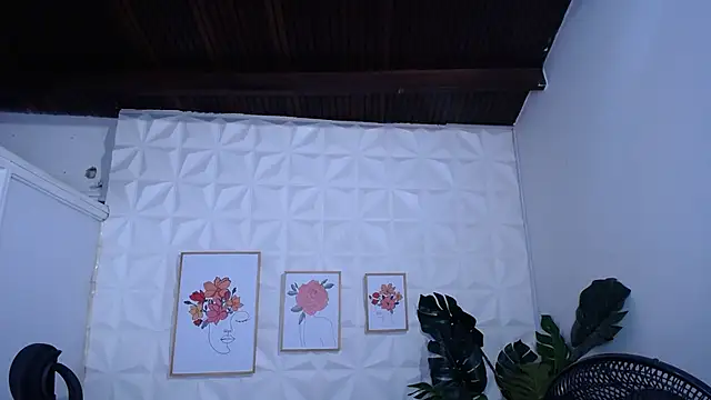 Valentinaa mature online show from 19, 2, 2026