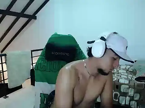 Snapshot of matias_bianco chatting on 3, 3, 2026 matias bianco online show from 3, 3, 2026