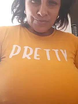 Snapshot of Valeria73 chatting on 8, 2, 2025 Valeria73 online show from 8, 2, 2025