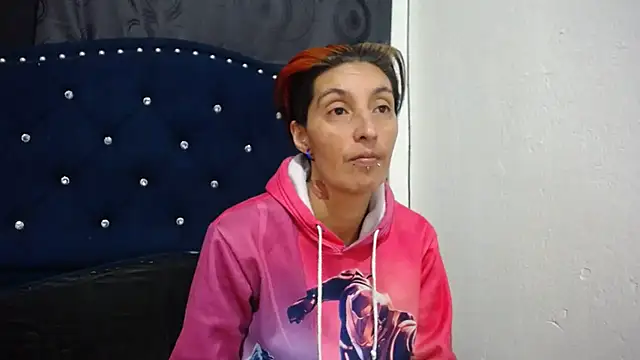 Snapshot of anyu1306 chatting on 4, 1, 2025 anyu1306 online show from 4, 1, 2025