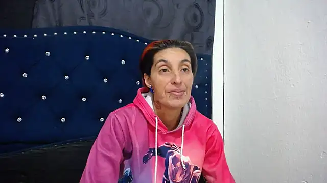 Snapshot of anyu1306 chatting on 12, 1, 2025 anyu1306 online show from 12, 1, 2025