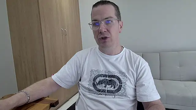 BrettJ81 online show from 2, 4, 2026