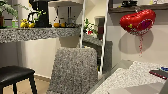 mommy nadin online show from 23, 2, 2025