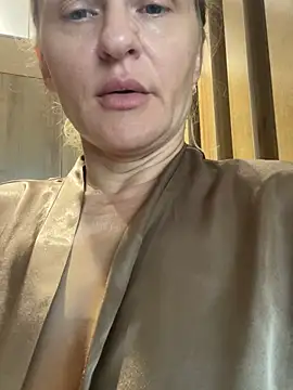 mommy nadin online show from 1, 7, 2026
