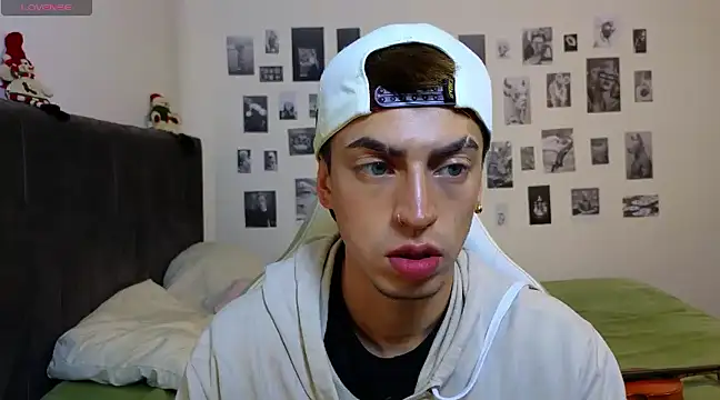 perlman gigolo2 online show from 15, 12, 2024