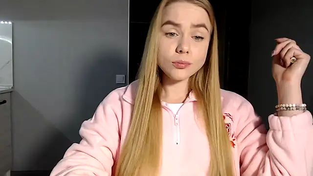 Snapshot of Sunbeam_ chatting on 11, 2, 2025 Sunbeam online show from 11, 2, 2025