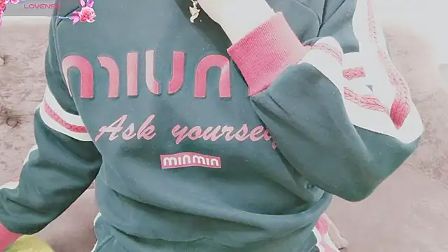 Sophie Secret online show from 22, 11, 2025