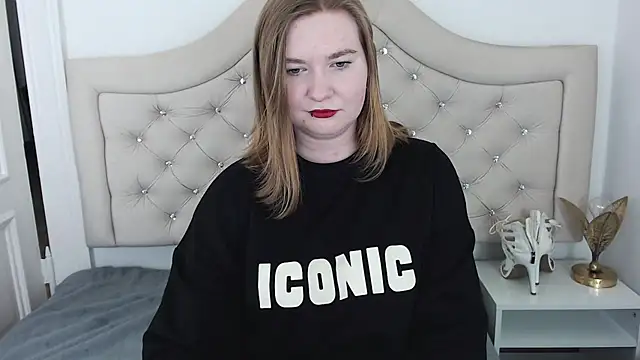 LaraDream online show from 14, 1, 2025