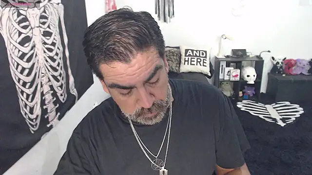 Snapshot of soyelcarlitos_ chatting on 1, 6, 2026 soyelcarlitos online show from 1, 6, 2026