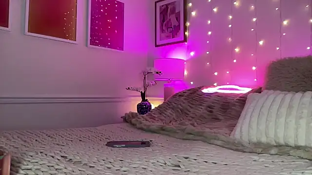 Snapshot of Fitnessbabe69 chatting on 8, 2, 2026 Fitnessbabe69 online show from 8, 2, 2026